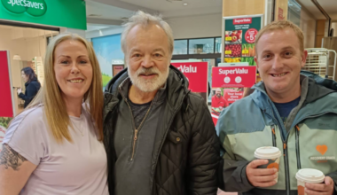 Graham Norton stops for snap in hometown Bandon Supervalu