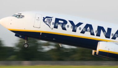 Irish Ryanair passengers urged to pack cardboard in hand luggage to avoid common mistake