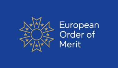 U2 > News > Order of Merit
