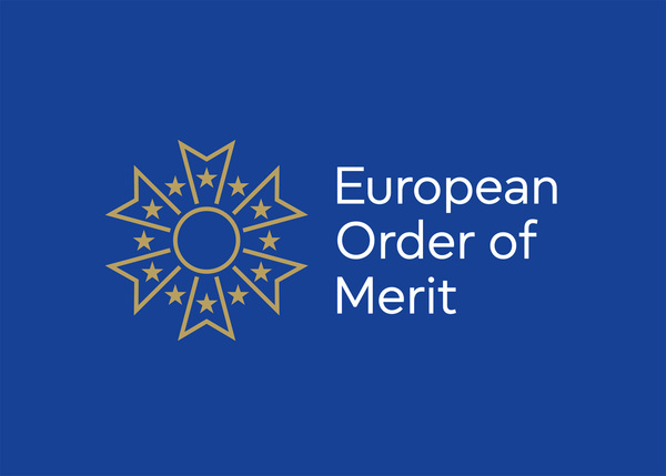 U2 > News > Order of Merit