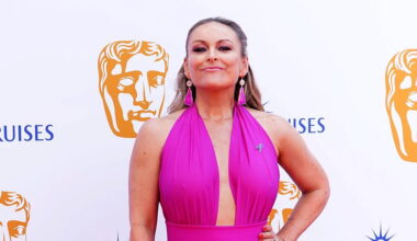 Stars send messages of support to TV dating coach Mel Schilling