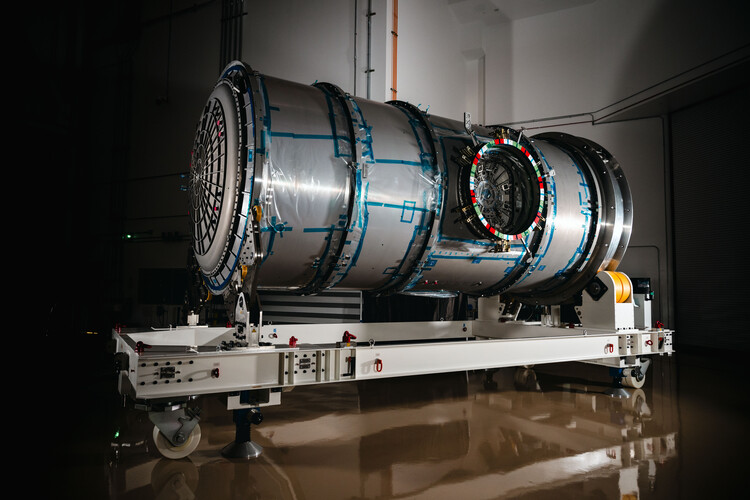 Gateway in Lunar Orbit: Extending Architecture Beyond Earth - Image 3 of 8