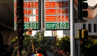 Iran war threatens to erase the economic bump from bigger tax refunds