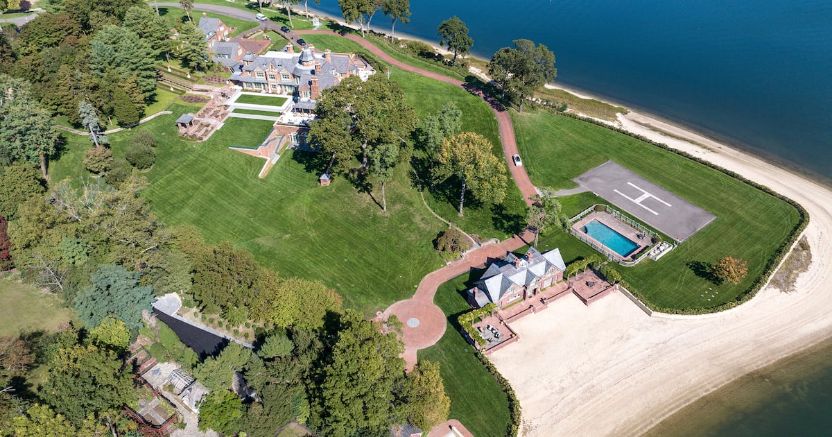 Billy Joel finally sells his Long Island mansion, €12m under the asking price – The Irish Times
