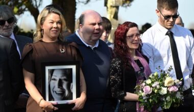 Singer Dolores Keane receives emotional farewell in her beloved Galway