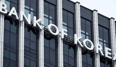 South Korea's next central bank chief eyes 'balanced' approach