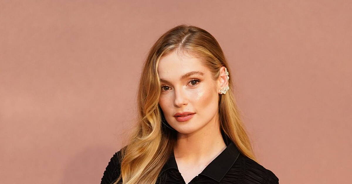 ‘Groundbreaking’ new Bridgerton season to be led by same-gender love story