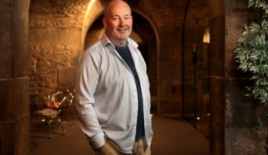 Undergrad coin toss led to Paul Hayes setting up Beachhut PR, while Ryan Tubridy went to RTÉ