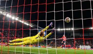 Keeper’s homework done, a presidential visit, and bad taste joke over Sammie Szmodics injury – how Czech media saw the drama