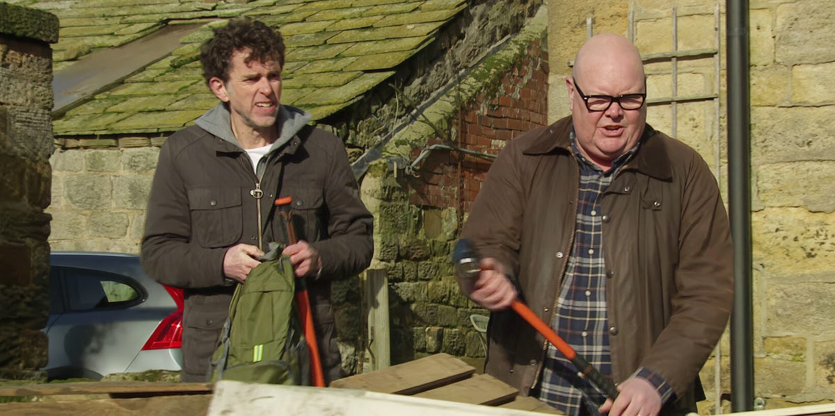 Emmerdale teases dramatic sledgehammer scenes in special episode