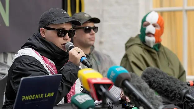 Taoiseach Declines To ‘Get Involved In Ping Pong’ Between Starmer And Kneecap