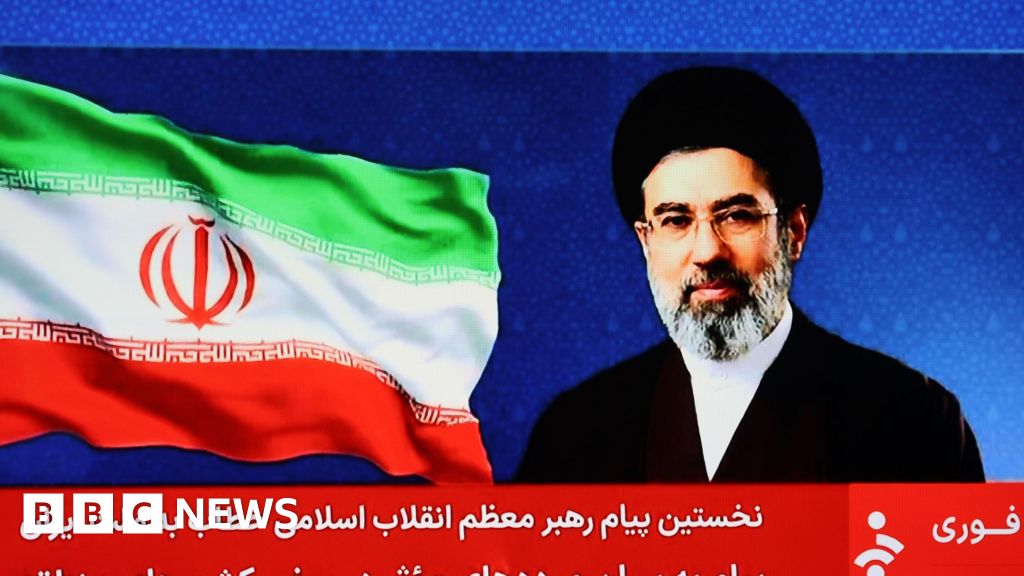 Iran's new supreme leader vows to block Strait of Hormuz in first statement - BBC