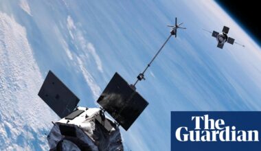 Parts of giant Nasa satellite to crash to Earth, posing low risk | Nasa