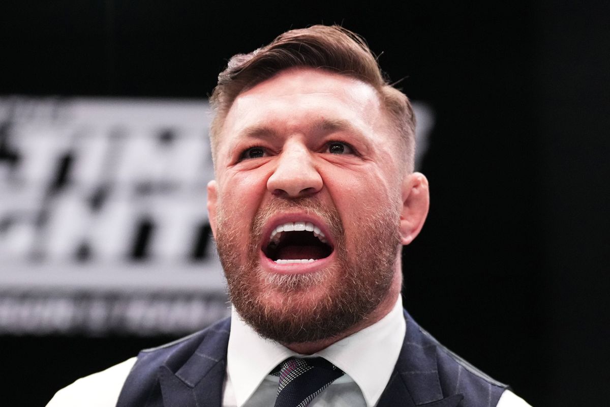 Conor McGregor yells