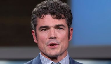 Joe Kent and Tucker Carlson add new dimension to Trump’s attempts to justify Iran war – The Irish Times