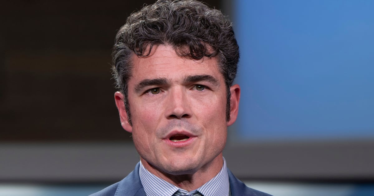 Joe Kent and Tucker Carlson add new dimension to Trump’s attempts to justify Iran war – The Irish Times