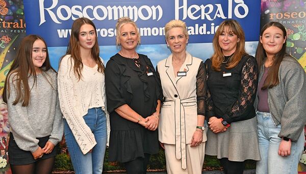 Roscommon Rose of Tralee committee, from left: Emma Hoey, Bronagh Donoghue, Yvonne Donoghue, Sharon Taylor, Amanda Hoey and Katie Hoey, pictured at the Rose launch in the Abbey Hotel. Pic: Gerard O’Loughlin