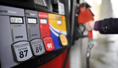Gas prices in Waterloo Region expected to rise 5 cents at midnight