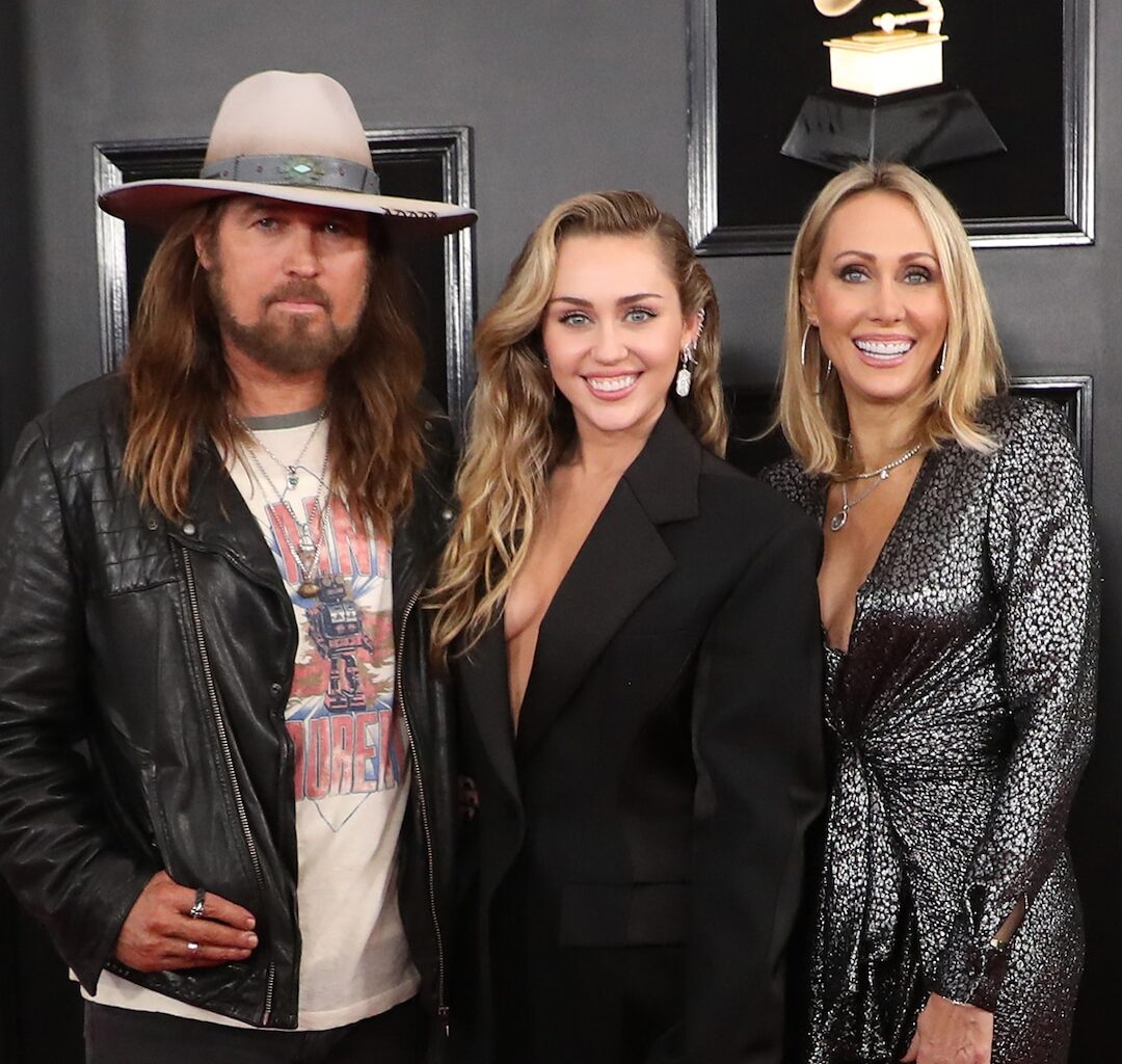 Miley Cyrus, Billy Ray Cyrus in Hannah Montana 20th Anniversary Special