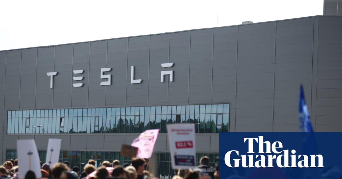 Union tries to seize control of works council at Tesla’s German factory | Tesla