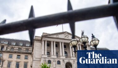 UK government borrowing costs hit 5% as Iran war fuels bond market sell-off | Government borrowing