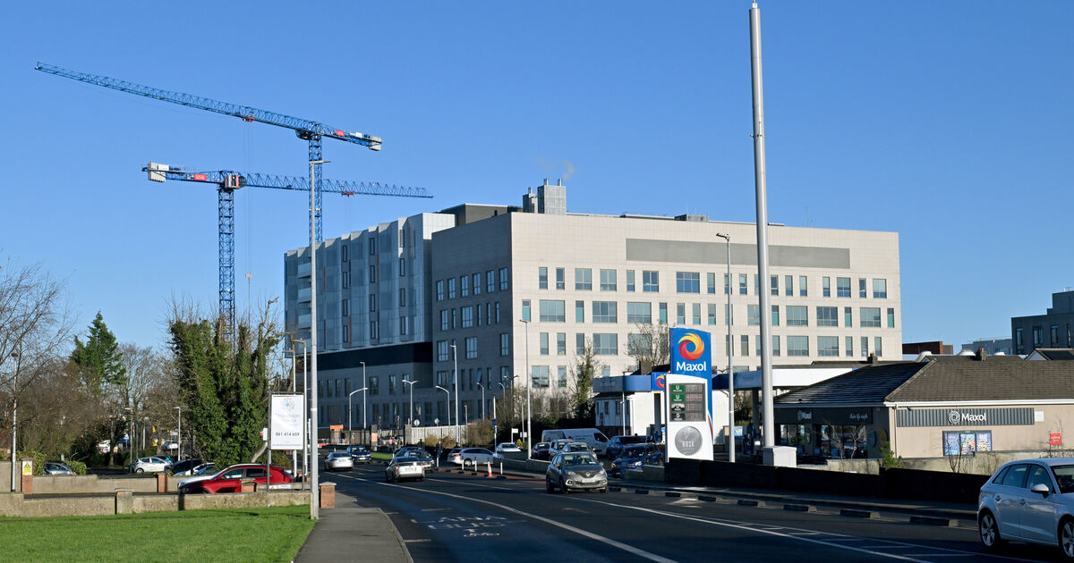 Doctors in University Hospital Limerick express concerns over 'toxic fumes' amid works