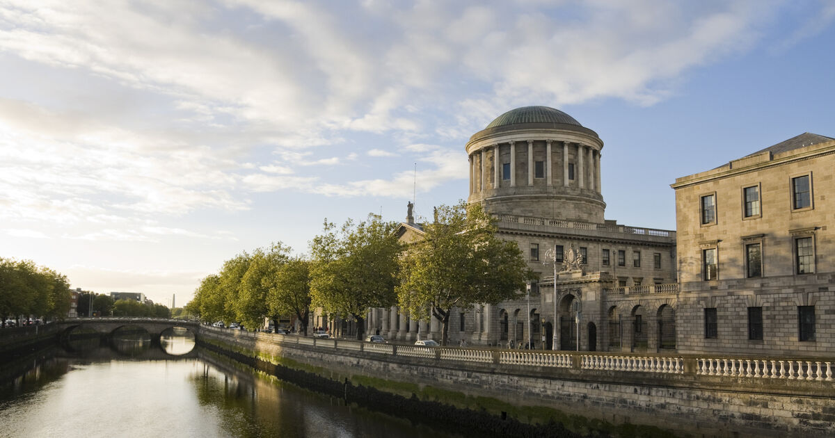 Teacher struck off register for having sex with student, 16