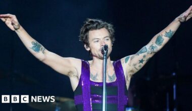 Start time and setlist for Harry Styles at Co-op Live - BBC