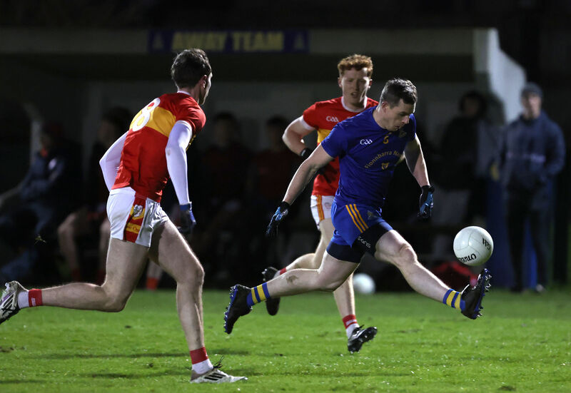  Alan O'Connor on the move for St Finbarr's against Oisín O'Shea and Brian Thompson of Éire Óg. Picture: Jim Coughlan