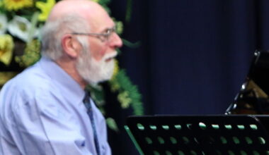 Celebrated East Cork Choral Society conductor Colin Nicholls to hang up his baton