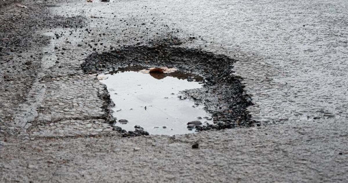 'Unfinished' estate in Cork 'doesn’t have potholes but craters'