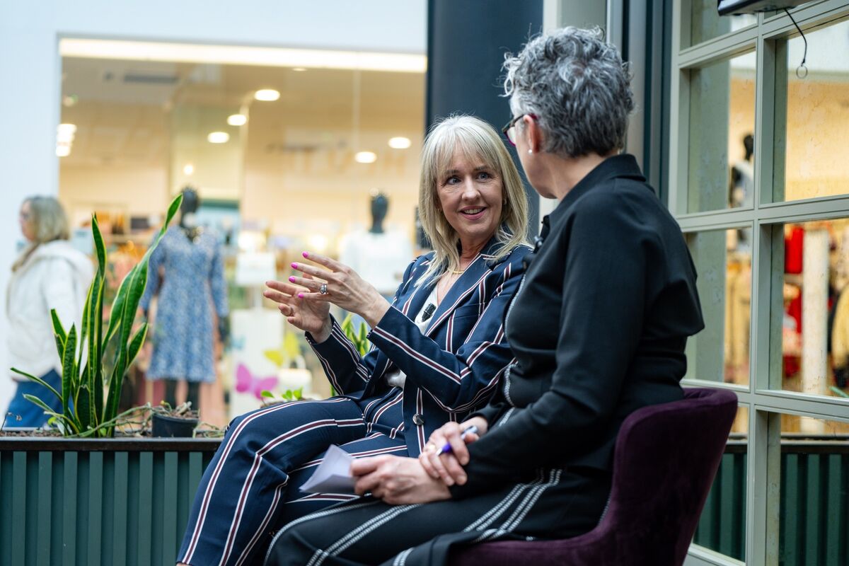 Sleep consultant Lucy Wolfe and Irish Examiner Feelgood editor Irene Feighan in conversation during a Q&A session at the Irish Examiner Parenting coffee morning at Here’s Health in Douglas Court Shopping Centre. Picture Chani Anderson