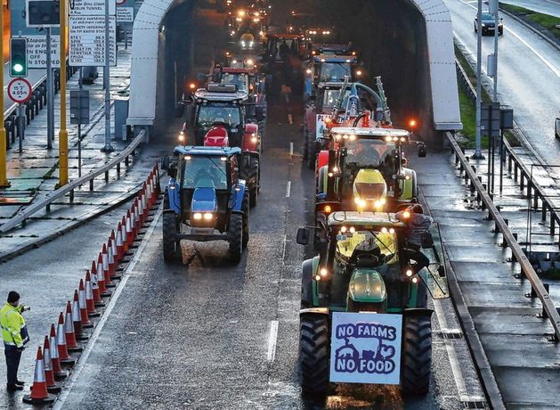 ‘If action is not taken, this will escalate’ – MEP on potential M50 blockade by hauliers and contractors due to rising fuel costs