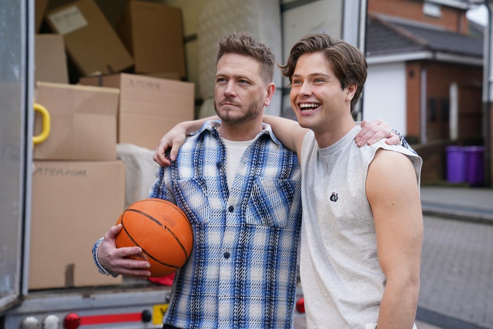 matthew wolfenden, lewis walton, hollyoaks