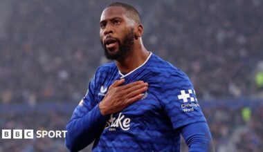 Everton 3-0 Chelsea: Beto scores twice as Toffees beat Blues