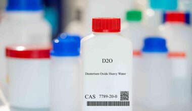 Quantum tunnelling enables efficient deuterium separation from water at room temperature