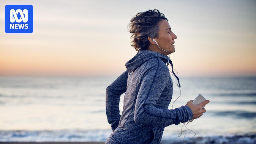 Middle-aged women who exercise regularly halve their risk of dying early, study suggests