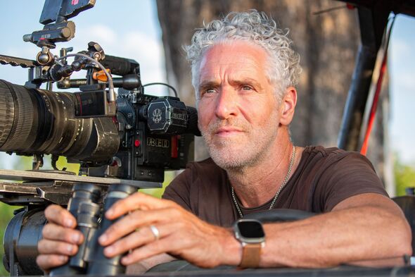 526118,TITLE:Big Cats 24/7 s2