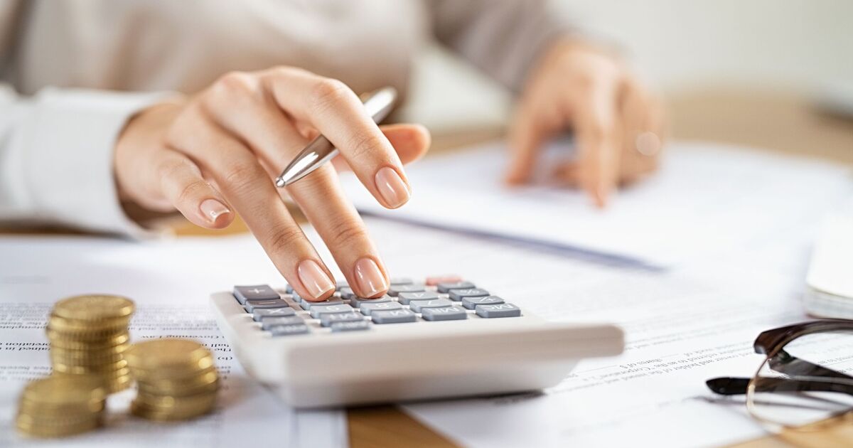 'I'm a financial expert - here's how to turn £100 into £100k in time for retirement' | Personal Finance | Finance