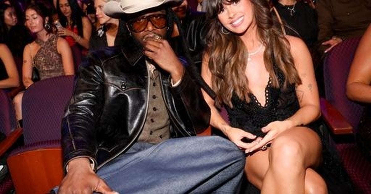 Ludacris And Taylor Swift Shine At IHeartRadio Awards