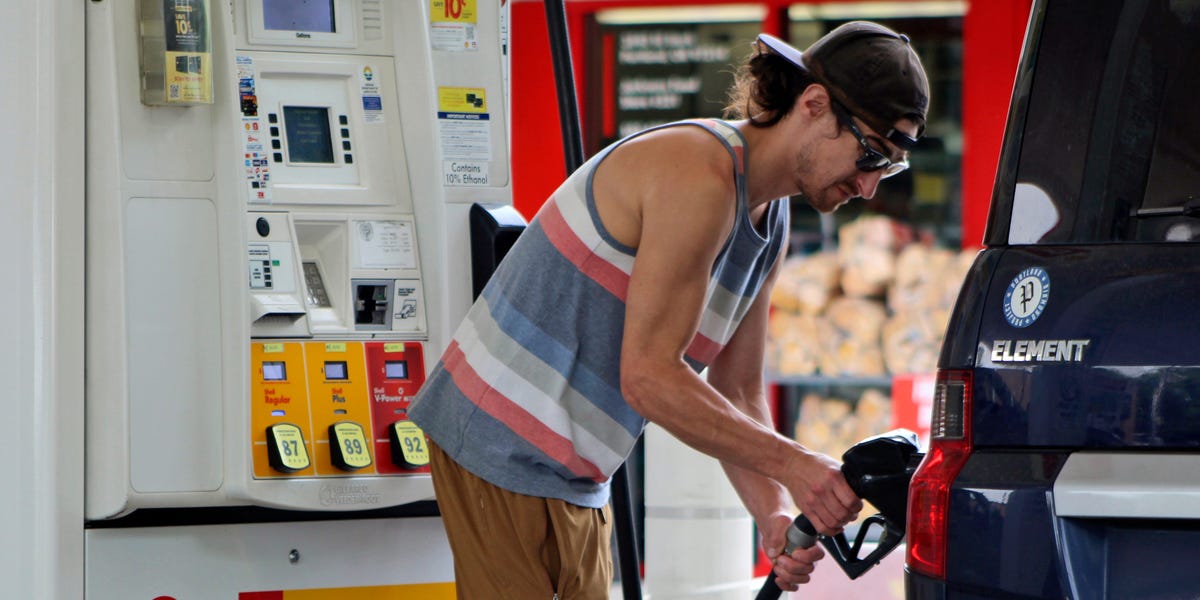 $4 Gas Price Impact on Gen Z, Millennials As Iran War Continues
