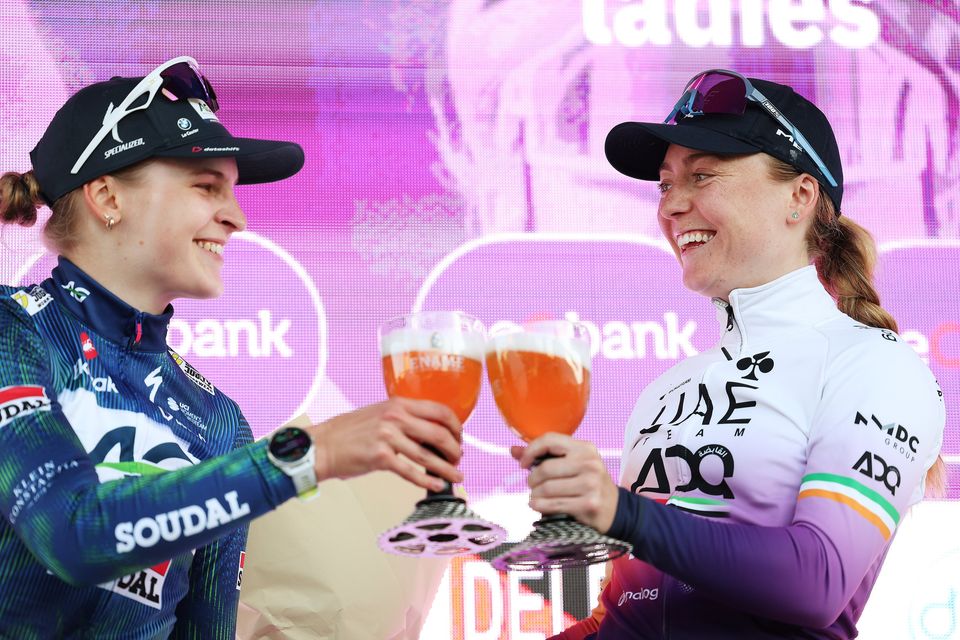 Lara Gillespie toasts her win with second-place Marthe Goossens of Belgium. Photo: Getty