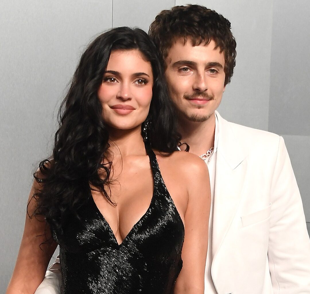 Kylie Jenner, Timothée Chalamet Beach Vacation: Photos