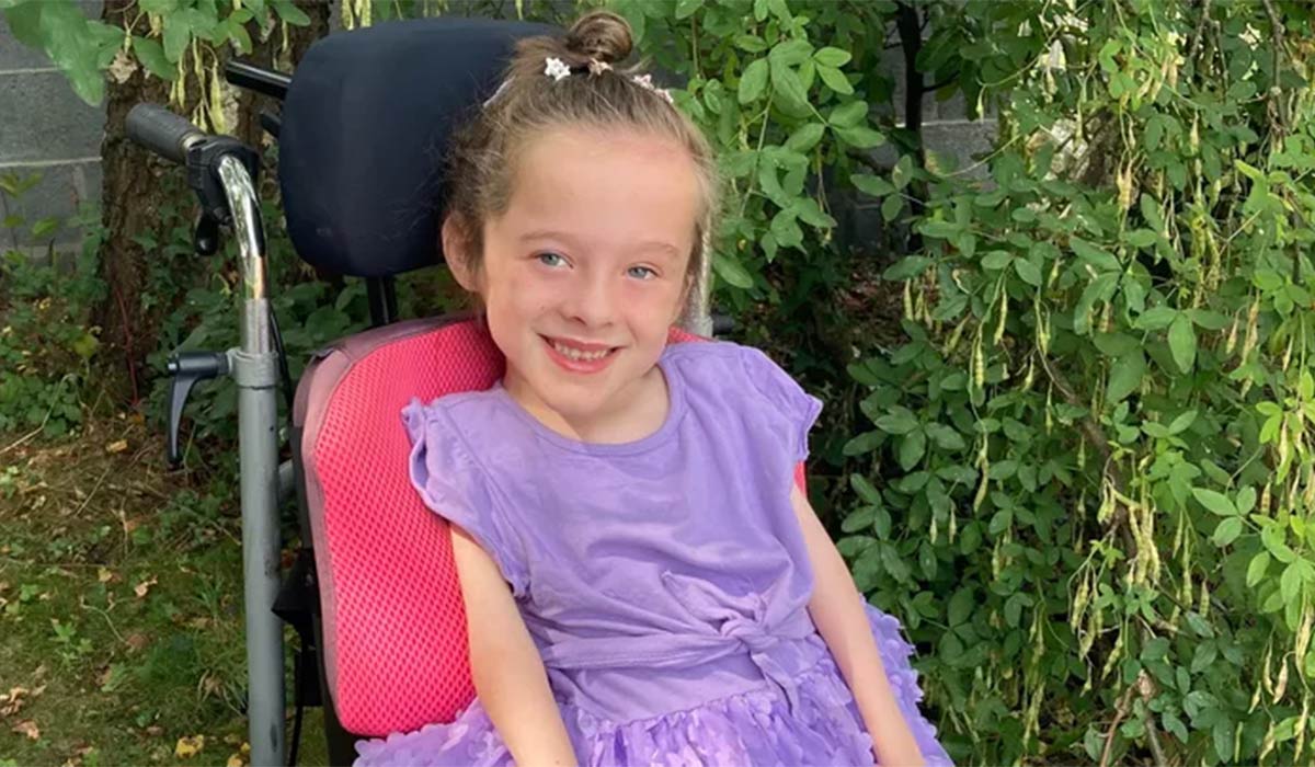 Help Roxanne get scoliosis surgery. Pic: GoFundMe