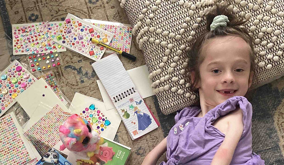 Help Roxanne get scoliosis surgery. Pic: GoFundMe