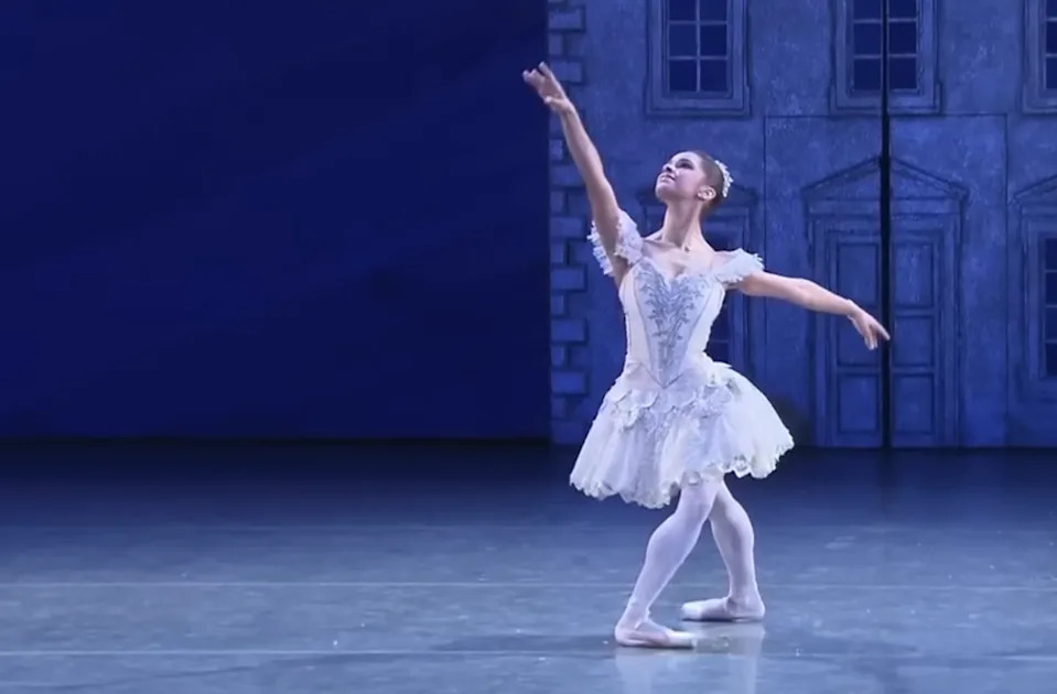 <a href="https://www.youtube.com/watch?v=FO-yJdYqg8M" rel="nofollow noopener" target="_blank" data-ylk="slk:CBS News;elm:context_link;itc:0;sec:content-canvas" data-yga="{"yLinkElement":"context_link","yModuleName":"content-canvas","yLinkText":"CBS News"}" class="link ">CBS News</a>