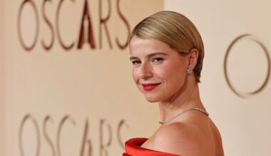 Jessie Buckley arrives at 2026 Oscars as Hollywood prepares for biggest night in film