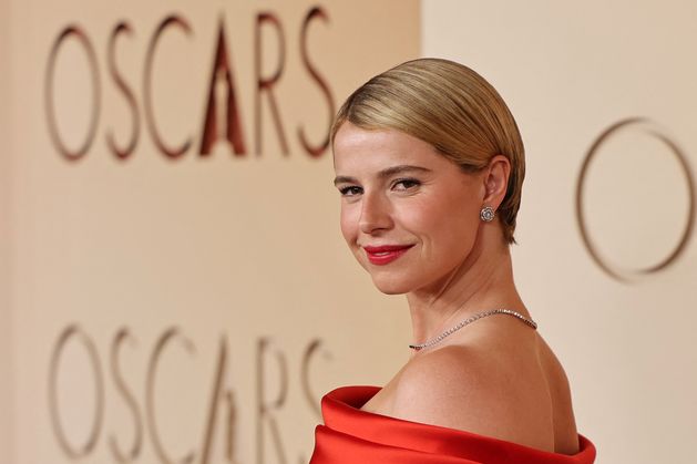 Jessie Buckley arrives at 2026 Oscars as Hollywood prepares for biggest night in film