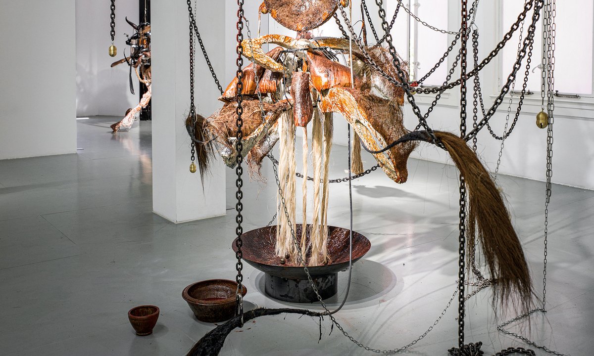 Exhibition explores connection between textiles and spirituality in Asia - The Art Newspaper