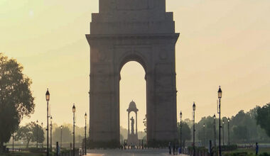 Despite global challenges, India's growth outlook resilient due to favourable rates: HSBC MF report